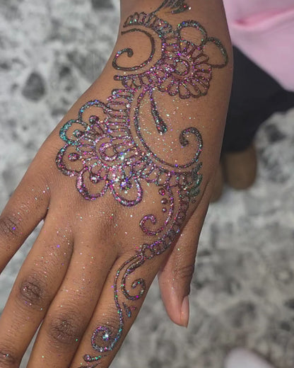 HENNA DESIGN